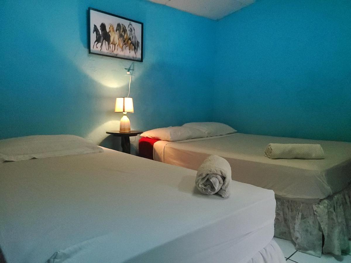 Hostel Rossy سان خوان ديل سور المظهر الخارجي الصورة